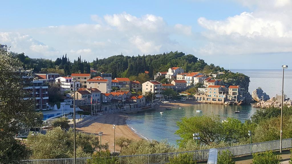 Apartments Rino Lux Sveti Stefan Esterno foto