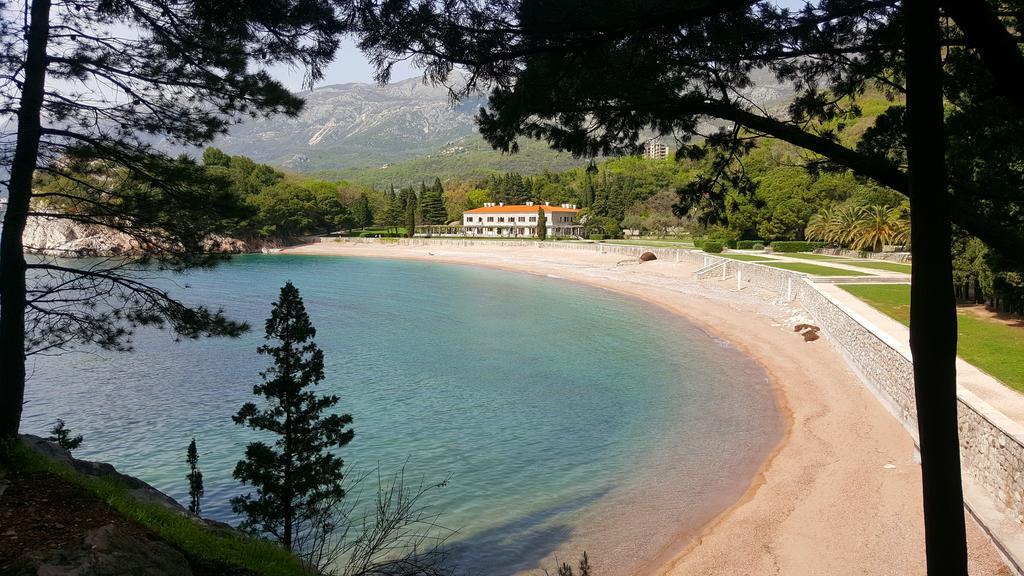 Apartments Rino Lux Sveti Stefan Esterno foto