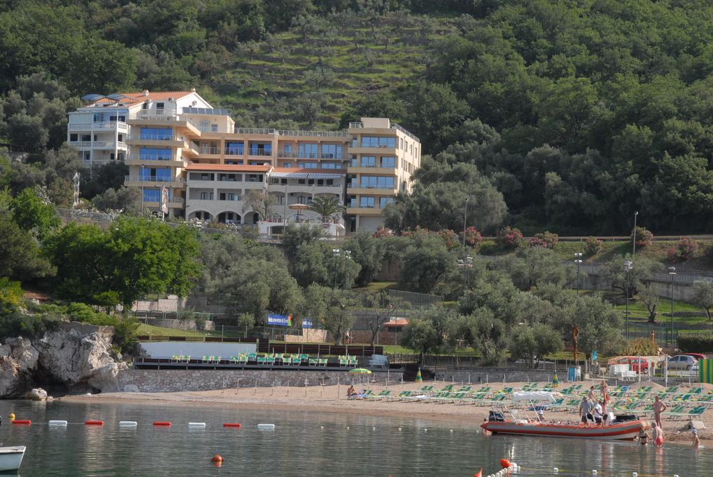 Apartments Rino Lux Sveti Stefan Esterno foto
