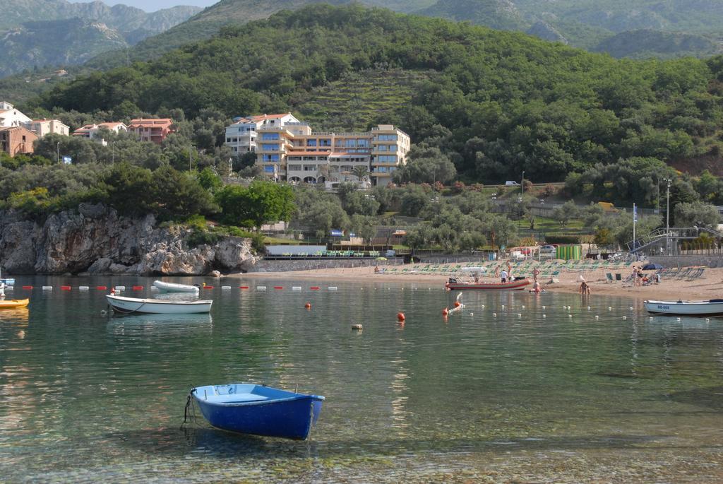 Apartments Rino Lux Sveti Stefan Esterno foto
