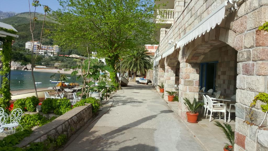 Apartments Rino Lux Sveti Stefan Esterno foto