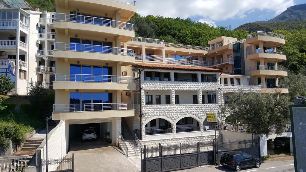 Apartments Rino Lux Sveti Stefan Esterno foto